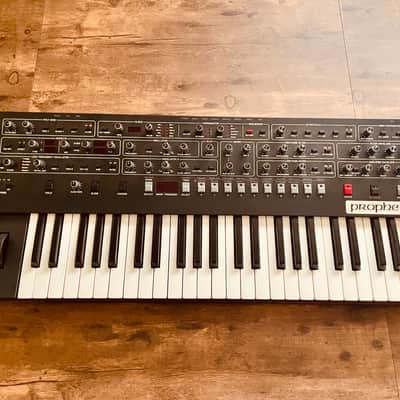 Sequential Prophet-6 49-Key 6-Voice Polyphonic Synthesizer 2018 - 2020 - Black with Wood Sides