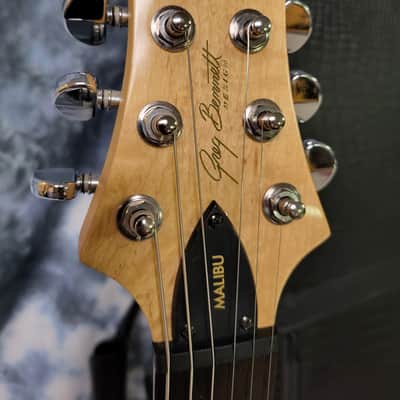 2002 Samick Greg Bennett Design MB1 Candy Apple Red New Strings Pro Setup Original Hard Shell Lightweight Case image 6