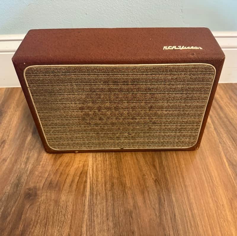 RCA Victor Desktop Guitar Cabinet