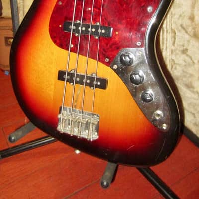 2005 Fender Jazz Bass Sunburst w/ Nice Hard Case image 1
