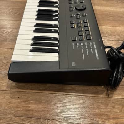 Roland XP30/Roland XP-30 Music Workstation 61 Keys.....MINT image 5