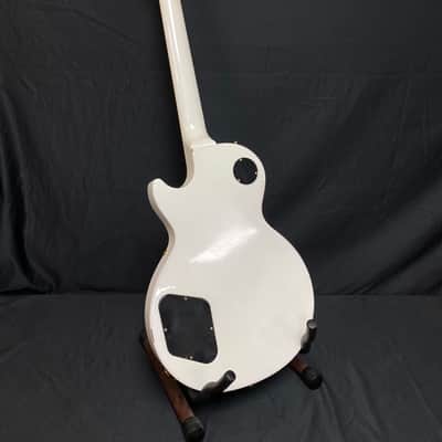 Gibson Les Paul Studio '60s Tribute with 2010 - 2015 - Worn White image 3