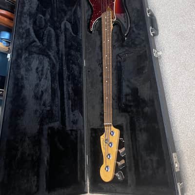 Fender American Standard Precision Bass with Rosewood Fretboard 2008 - 2016 - 3-Color Sunburst image 6
