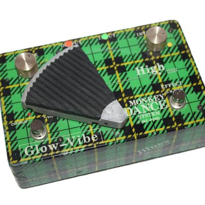 Sobbat Glow-Vibe GV-1 Monkey Dance Univibe Effects Guitar Pedal image 2
