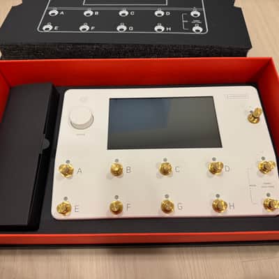 PRE-OWNED Neural DSP Quad Cortex Limited Edition White & Gold imagen 8