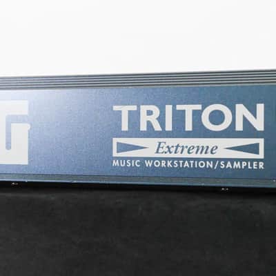 Korg Triton Extreme 76 76-Key 120-Voice Polyphonic Workstation CG012M2 image 14