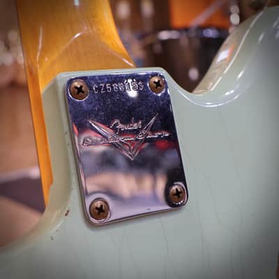 Fender Custom Shop 1963 Jazzmaster Relic Aged Surf Green image 11