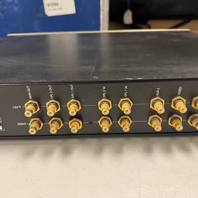 Conrad-Johnson PF-R pfr Line-Stage Preamplifier image 14