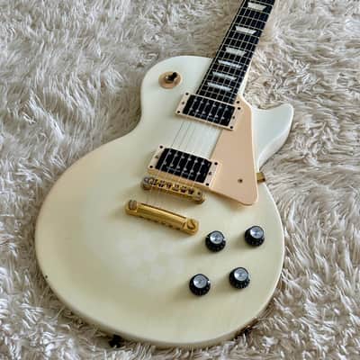 Gibson Les Paul Studio Alpine White Electric Guitar image 5