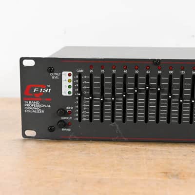 Peavey QF 131 31-Band Graphic Equalizer CG01450 image 4