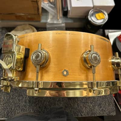 DW/Craviotto 14" x 5.5" Solid Shell Snare Drum 1995 - Natural w/ Gold Hardware I781820-U-1024D image 6
