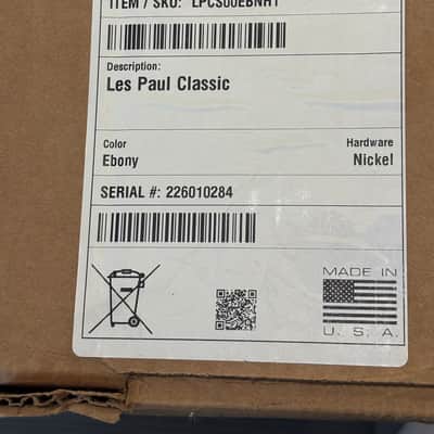 Gibson Les Paul Classic 2021 - Ebony *BOXED* image 10