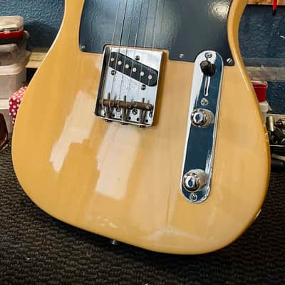 1988 Fender American Vintage ’52 Telecaster Reissue AVRI – All Original image 7
