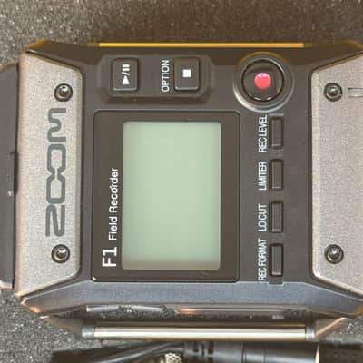 Zoom F1-LP Field Recorder/Lavalier Microphone Package 2010s - Black image 3