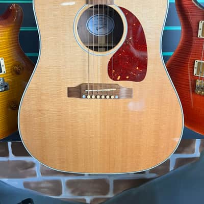Gibson J-45 Studio Walnut Gloss Natural 2023 Electro-Acoustic Guitar image 4