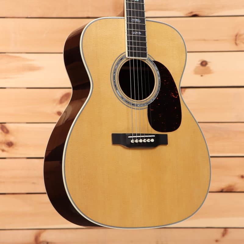 Martin J-40 - Natural - 2889049 - PLEK'd image 1