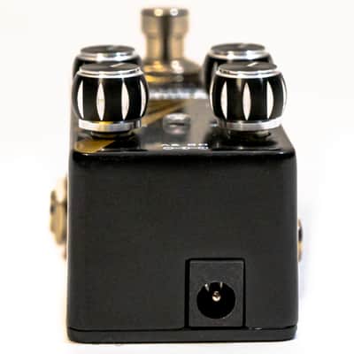 Pigtronix Philosopher's Tone Micro Turn Lead to Gold Guitar Effect Pedal image 5