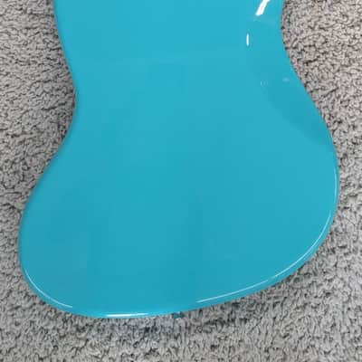 Mint Fender American Vintage II 1966 4-String Jazz Bass, Seafoam Green w/Case image 4