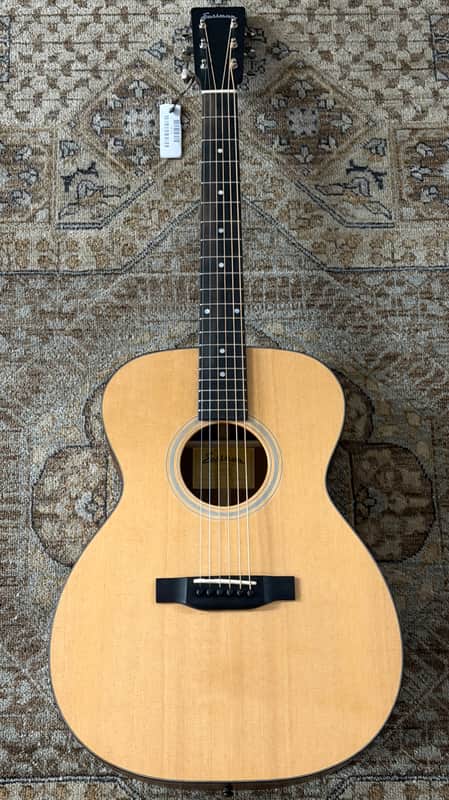 Eastman E1OM