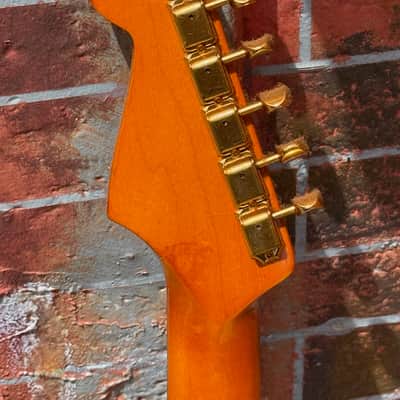 Fender Stratocaster FSR Deluxe Player '62 AVRI Reissue 2005 - very cool faded Olympic White looks 50 years old already. image 6