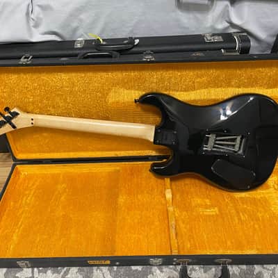 Vintage USA Kramer Baretta I Perfect Tuxedo Floyd Rose, Seymour Duncan slant PUP, HSC, awesome neck image 5