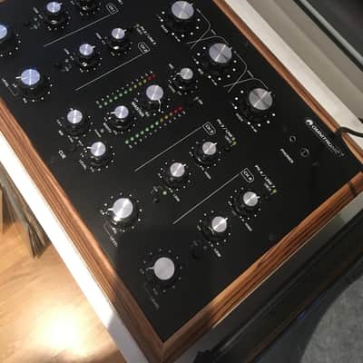 Omnitronic TRM 402 + WOOD frame ( Zebrano Essence) 2021 - Black image 3