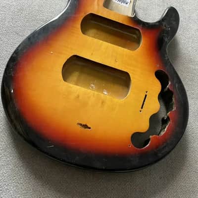 Tobacco Burst StingRay Style Basswood Body, Tiger Maple Top image 2