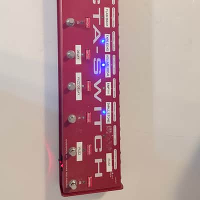 Carl Martin Octa-Switch II 2010s - Red image 6
