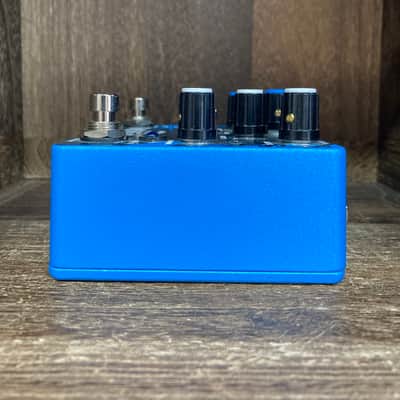 Old Blood Noise Endeavors Whitecap Asynchronous Dual Tremolo 2019 - Present - Graphic image 3