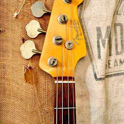 Fender MIJ '62 Reissue Precision Bass 1990 - Sunburst image 3