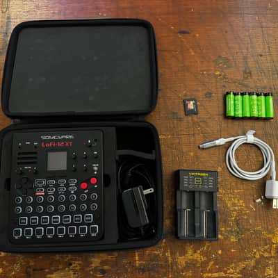 Sonicware LoFi-12 XT Portable Sampler Groovebox Bundle w/ Case, Power, Batteries & SD Card image 2