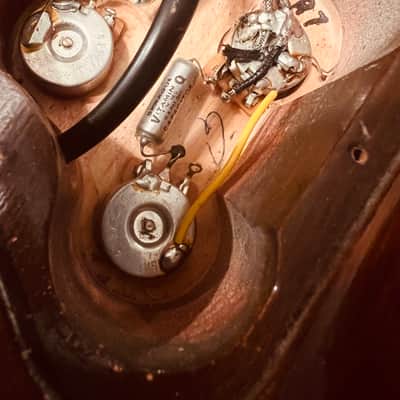 Gibson Historic Collection '57 RI Les Paul Goldtop Reissue 1995 - Antique Gold image 13