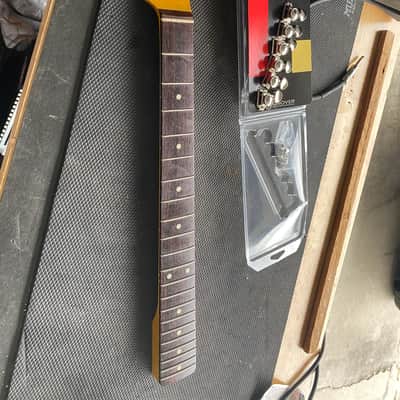 Partscaster K.R. Micawber 2025 - Relic Sunburst image 19