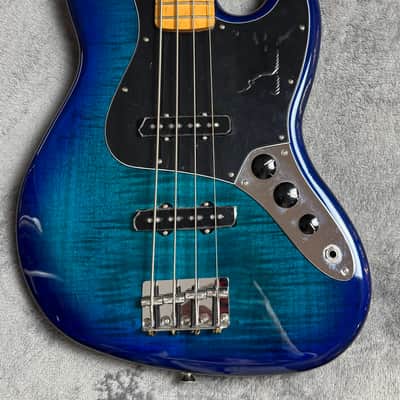 Fender Player Jazz Bass Blue Burst Flamed Maple Top MIM 2024 image 2