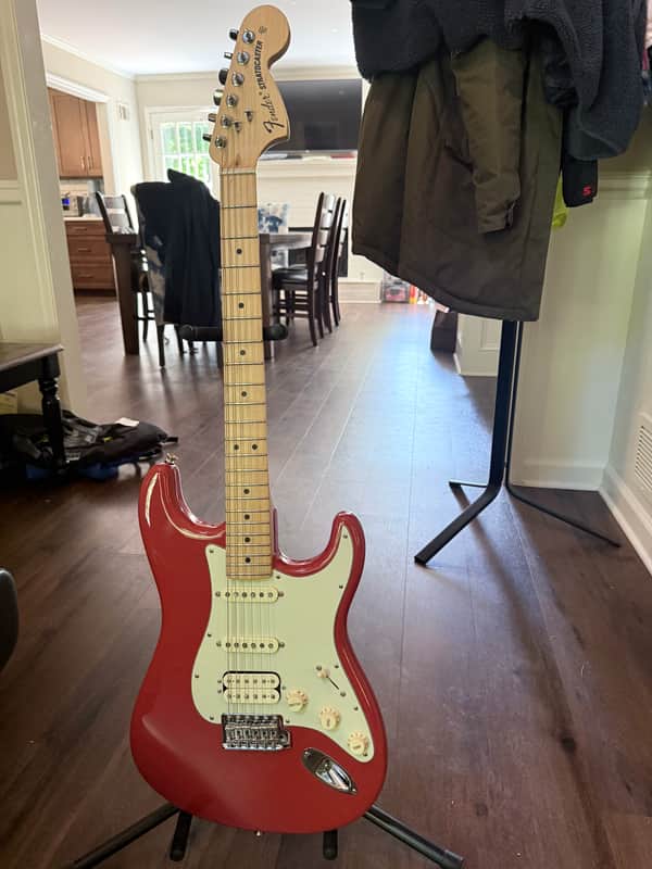 Fender American Special Stratocaster HSS with Maple Fretboard 2017 - 2018 Fiesta Red