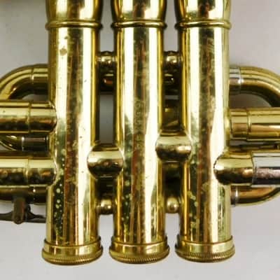 Olds Ambassador Cornet, USA, Brass with case and mouthpiece image 4