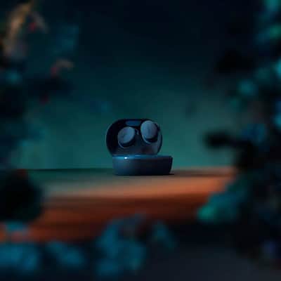 Bose QuietComfort Wireless Noise-Canceling Earbuds (Twilight Blue) image 6