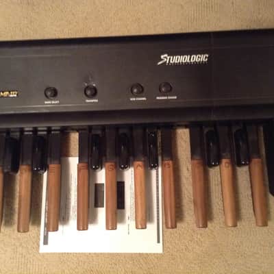 Fatar Studiologic MP-117 dynamic 17 note pedalboard Black image 1