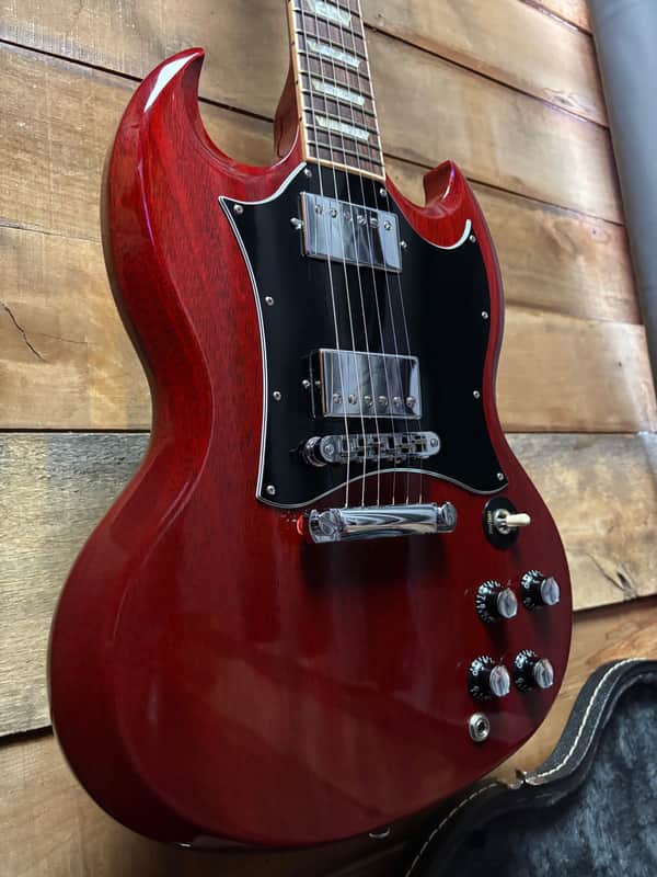 2005 Gibson SG Standard - Heritage Cherry w/ Hard Case