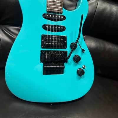 Fender Limited Edition HM Strat 2020 reissue - Ice Blue /w hardshell case image 2