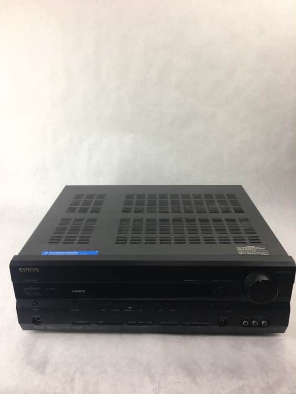 ONKYO AV Home Theater Receiver HT R560 HDMI 7.1 Channel , 75 Watts per Channel image 1