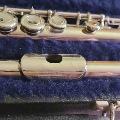Vito 112 Flute - made in Japan by Yamaha, comes with Artley carry case image 6