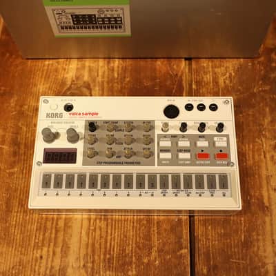 Korg Volca Sample Digital Sample Sequencer 2010s - White image 2