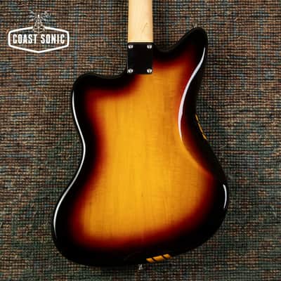 2025 Fender Traditional 60's Competition Jazzmaster Made in Japan Sunburst image 3