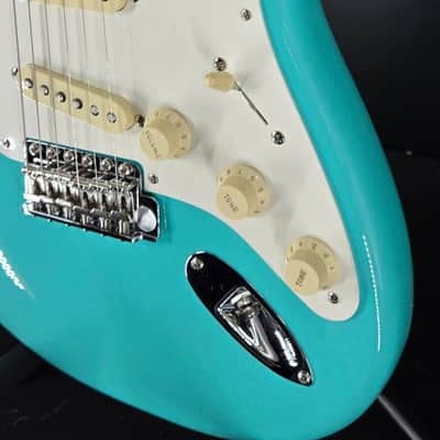 Fender American Vintage II 1957 Stratocaster®, Maple Fingerboard, Sea Foam Green image 5