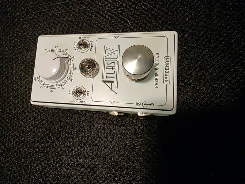 Spaceman Effects Atlas IV Preamp Booster - White Light image 1