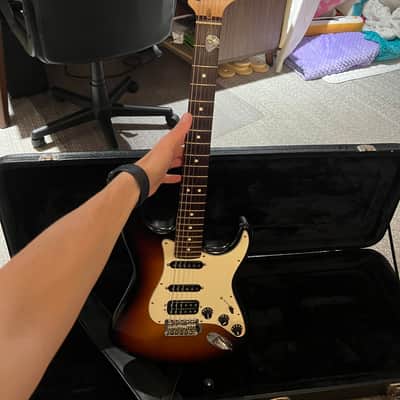 Fender Highway One HSS Stratocaster with Maple Fretboard 2006 - 2011 - 3-Color Sunburst image 2