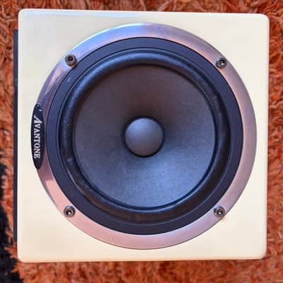 Avantone Pro Active MixCubes (Single) 2011 - Present - Buttercream image 1