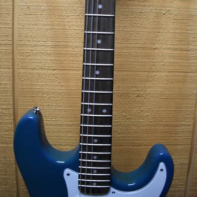 New York Pro Stratocaster 2000's - Blue image 4