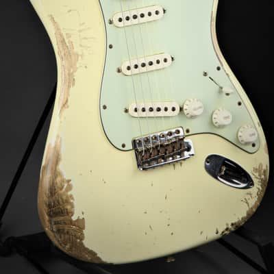 Fender Custom Shop 1962 Stratocaster Heavy Relic - Vintage White image 5